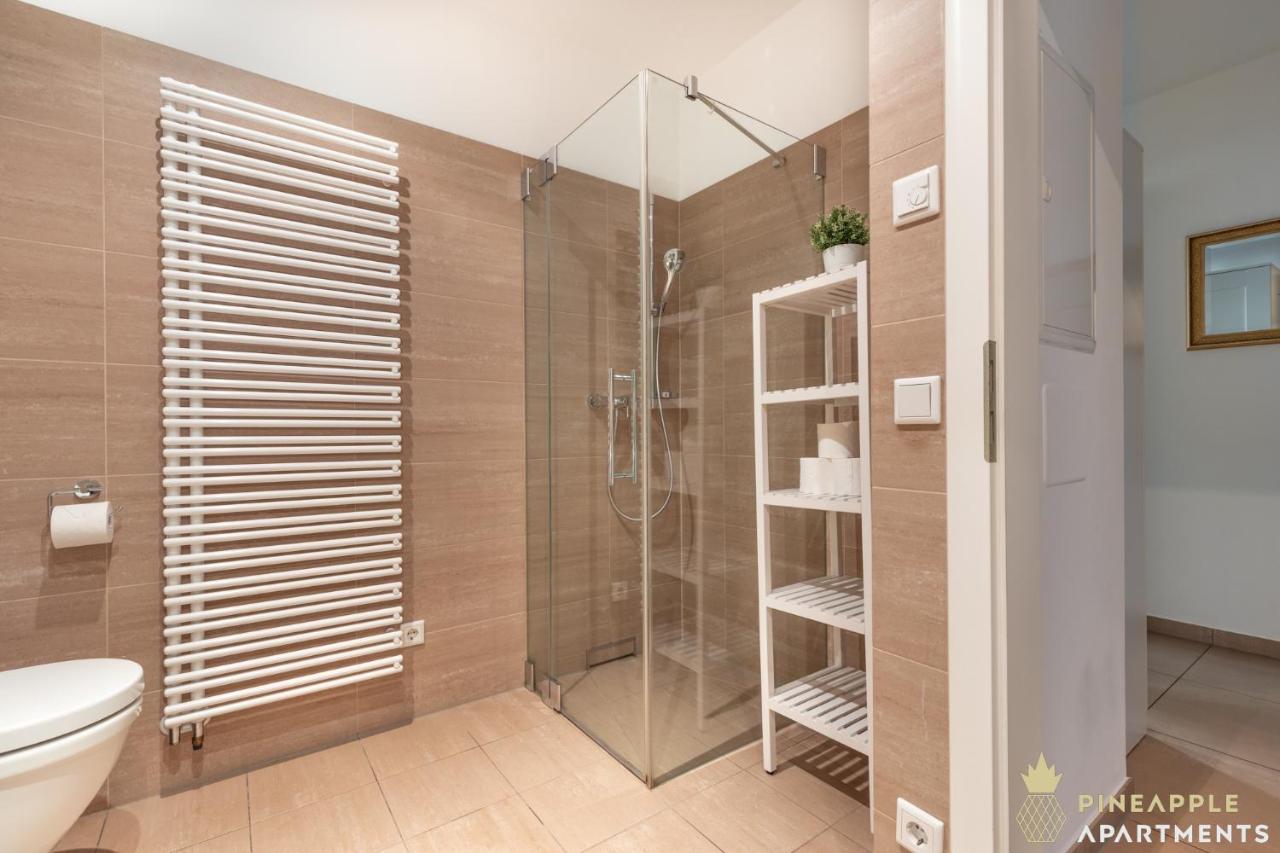 Pineapple Apartments Palais Am Neumarkt - 90 Qm - 1X Free Parking Дрезден Екстер'єр фото